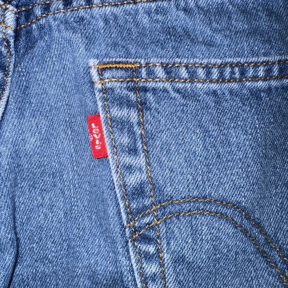 Levis 550 Regular Fit Straight Leg Jeans Mens 34x34 Medium Wash Blue Denim